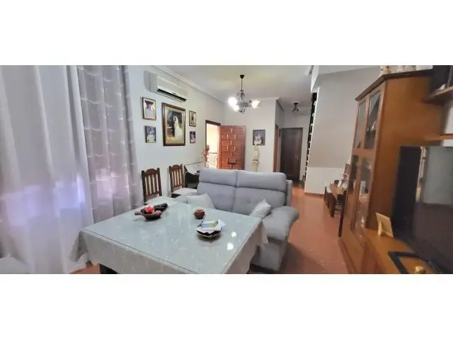 Casa en Almodóvar del Río Córdoba 120m2 3 Dormitorios Terraza Patio