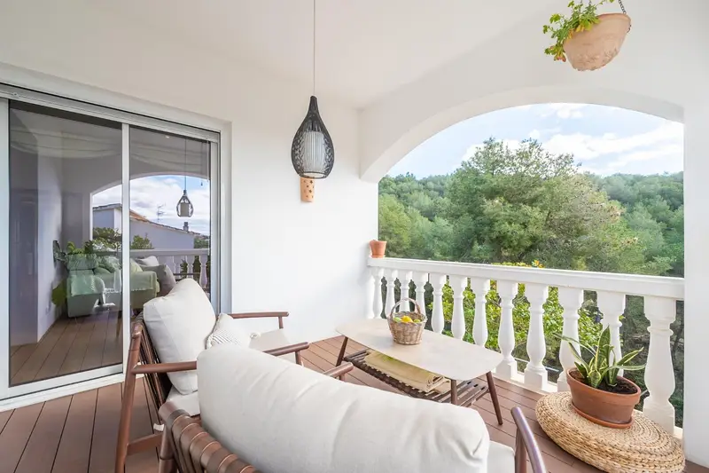 Casa en Venta en Canyelles con Jardin y Piscina