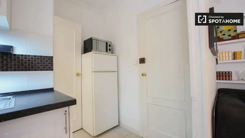 Apartamento en Valencia 1 Dormitorio 1 Ba
Apto para Estudiantes y Profesionales