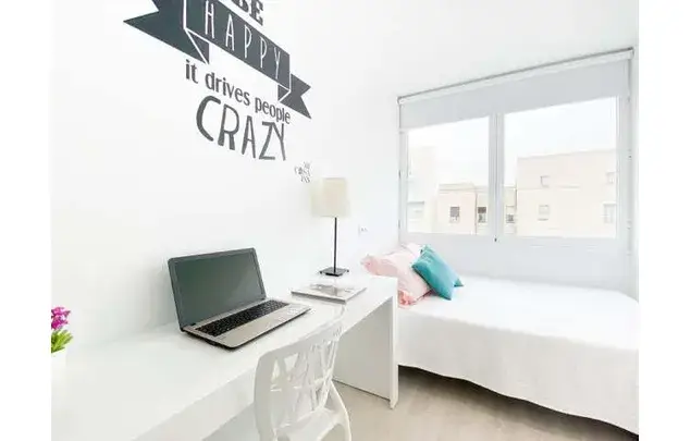Alquiler Habitacion con Baño en Residencia Madrid
