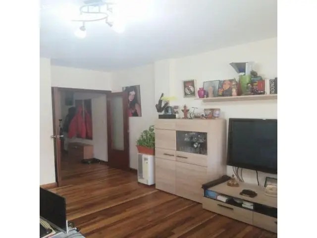 Piso en Santoña con 3 Habitaciones y 2 Terrazas Cerca de la Playa