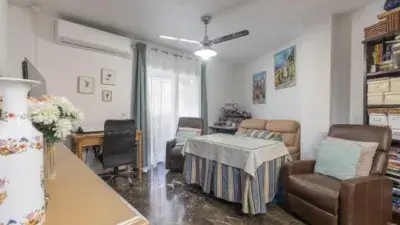 Piso en venta en Maracena: 100m2, 2 dormitorios, terraza y aire acondicionado
