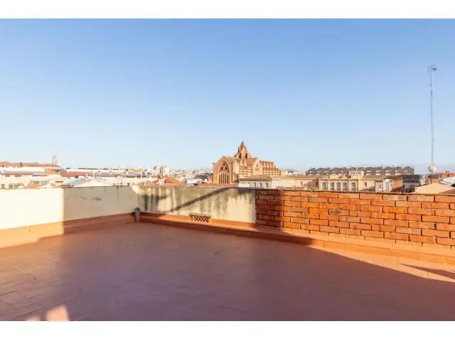 Pis reformado Sabadell centro 3 habitaciones chimenea terraza
