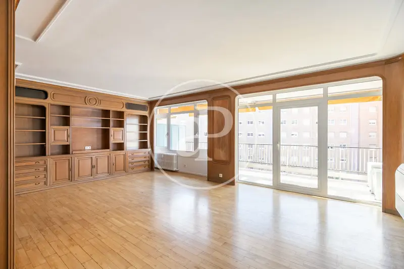 Piso en venta en Tres Torres 184m2 con terraza