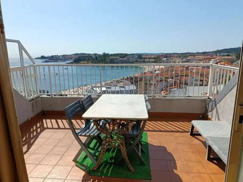 Atico en Sanxenxo con Vistas al Mar Cerca de la Playa