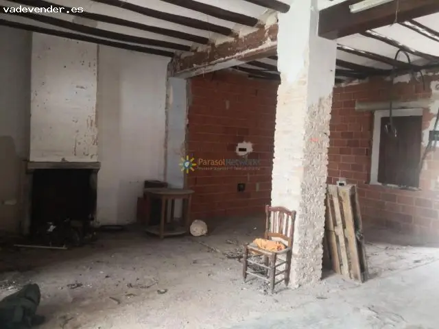 Casa antigua para reformar en Montaverner con vistas panorámicas