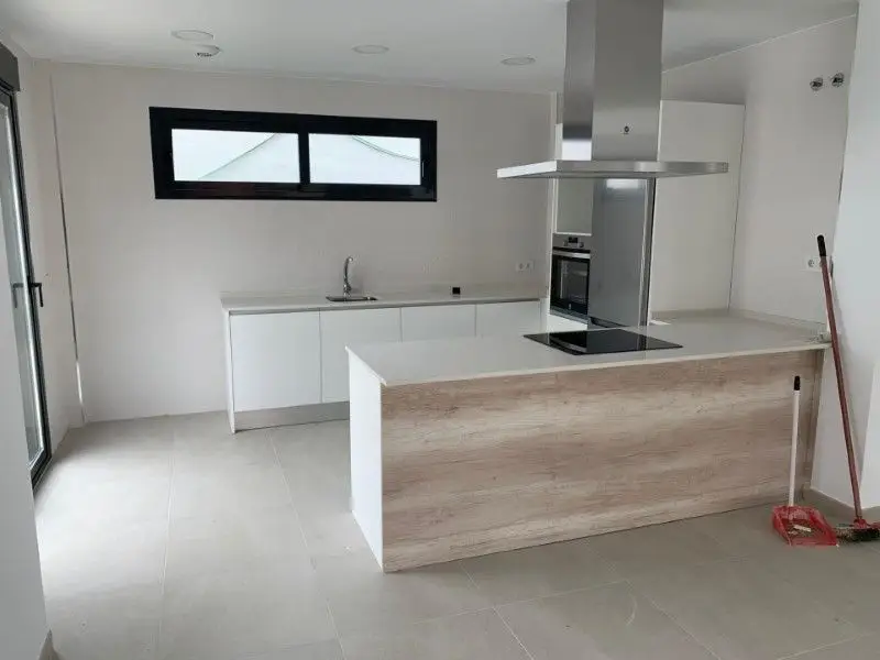 Villa en Venta Casares 4 Dormitorios Nueva Obra