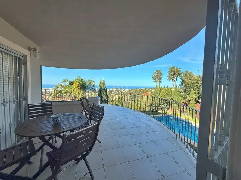 Casa en Dnia Costa Blanca 5 Dormitorios 3 Baños Lujo