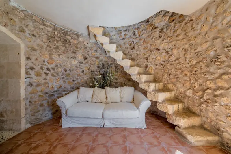 Chalet Rustico en Buger Mallorca con Piscina y Vistas