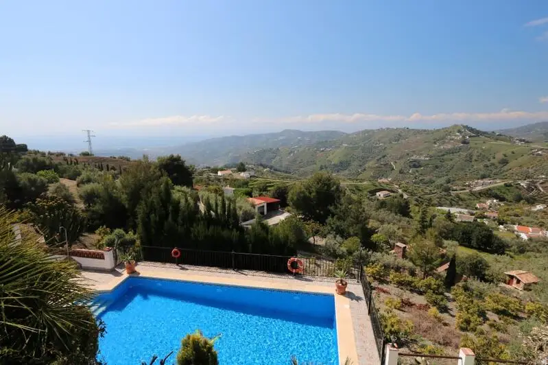 Casa de Campo en Frigiliana 6 Dormitorios 4 Baños Gran Piscina