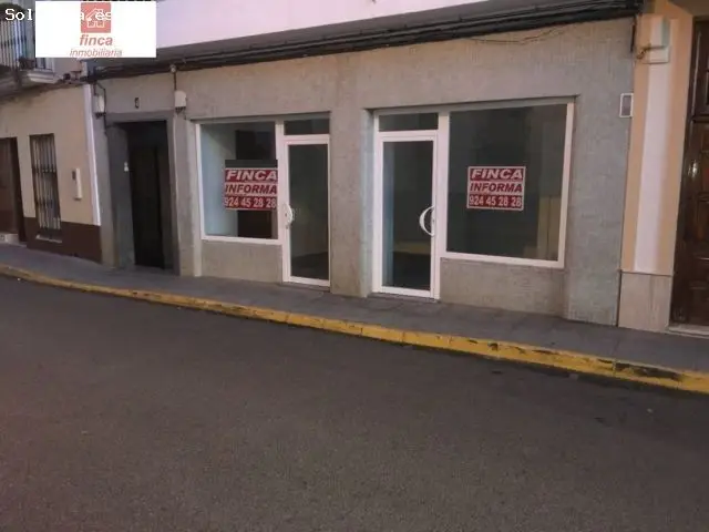 Alquiler Local Comercial Montijo Centro 30m2 Luminoso Gran Escaparate