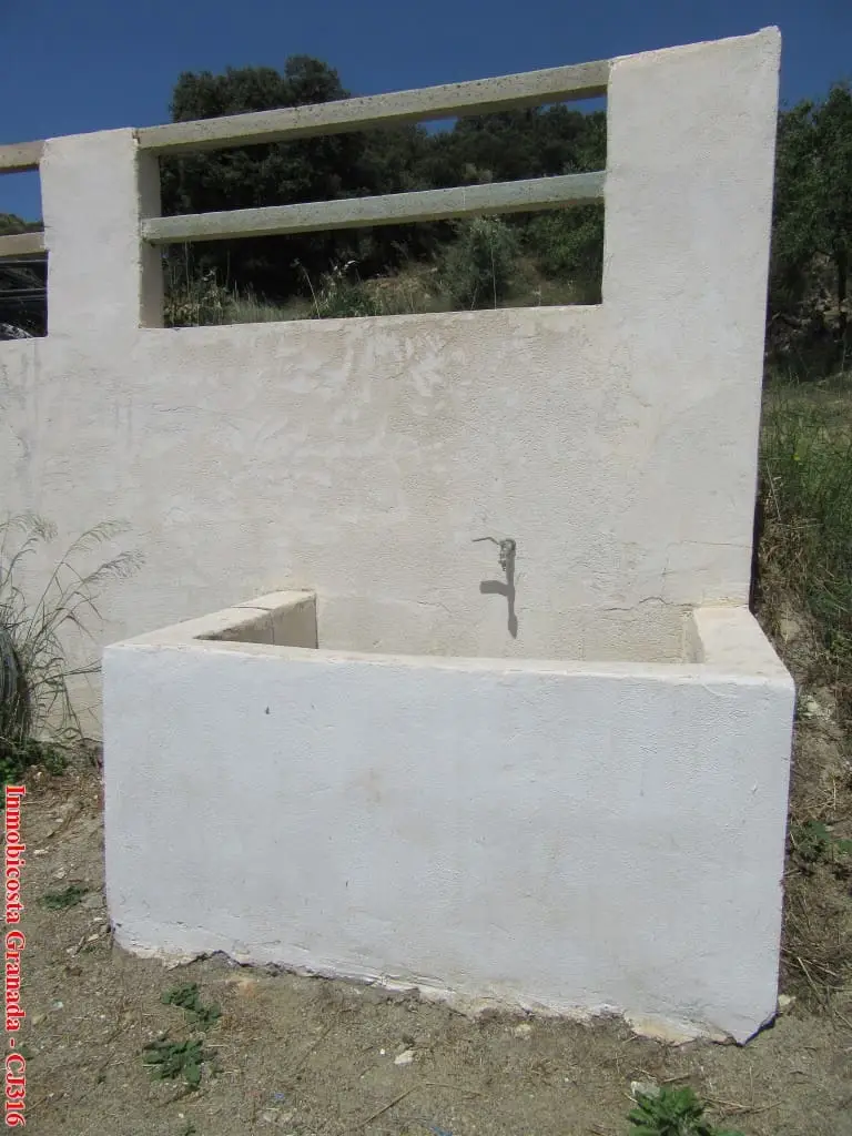 Cortijo con Viñedos en Venta cerca de Nieles Granada