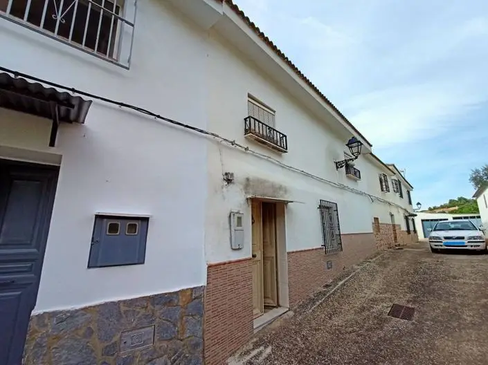 Casa de Pueblo 3 Dormitorios Garaje Priego de Cordoba