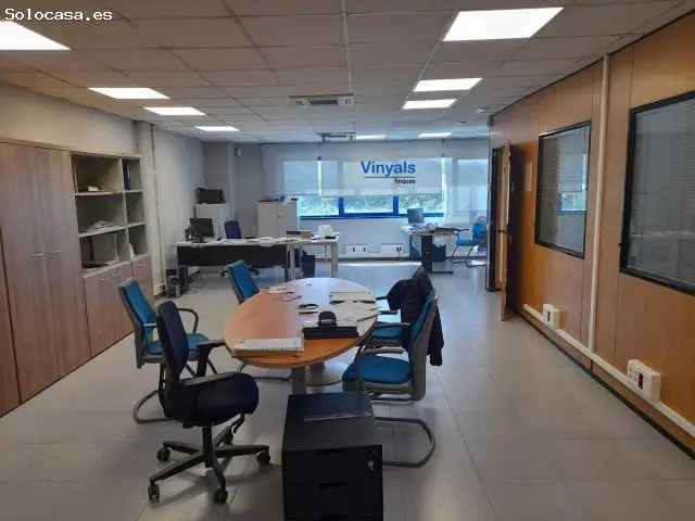 Nave Industrial 2600m2 Puente Grua 8t Planta Baja Oficinas