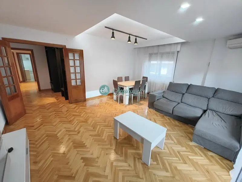 Venta Piso Reformado Segovia 3 Dormitorios Garaje