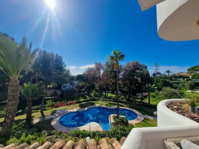Apartamento en Calahonda 3 Dormitorios Vistas al Mar