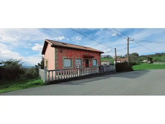 Casa en La Montaña Chalet Independiente con Parcela