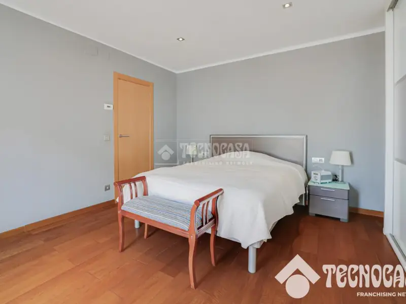 Atico Duplex 3 Terrazas Horta Guinardo 3 Dormitorios