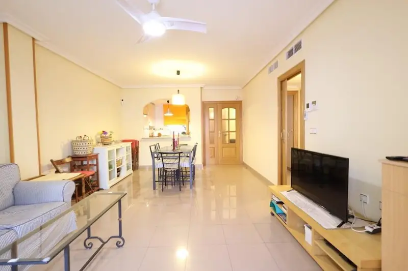 Apartamento en Lomas de Cabo Roig. Temporada baja.