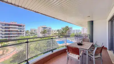 Apartamento en Arenales del Sol cerca de la playa