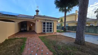 Chalet en Venta Playa Barrosa 400m2 3 Dormitorios