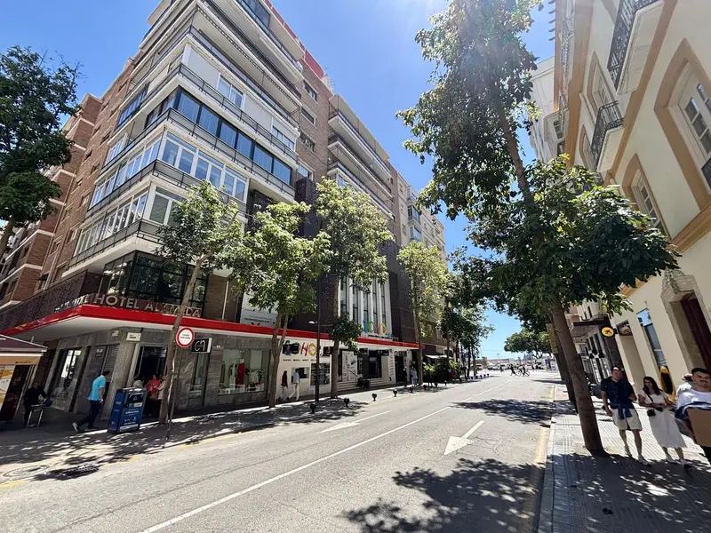 Piso 9 Dormitorios Málaga Centro Reforma Vistas Mar Puerto