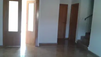Casa Adosada en Alquiler con Opci	ón a Compra