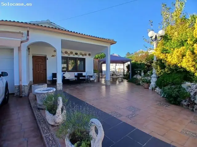Chalet en Venta en Vidreres Girona