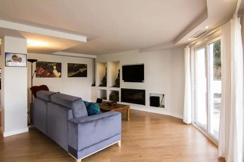 Villa Moderna en La Mairena con Vistas Panorámicas