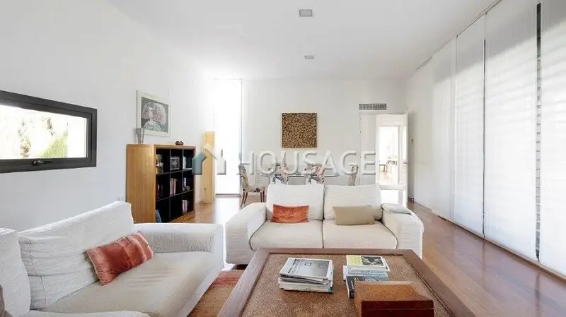 Villa Minimalista 410m² con Piscina y Apartamento en Sanlúcar la Mayor