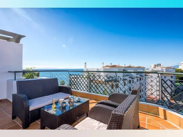 Apartamento 2 Dormitorios Calahonda Vistas al Mar Cerca Playa