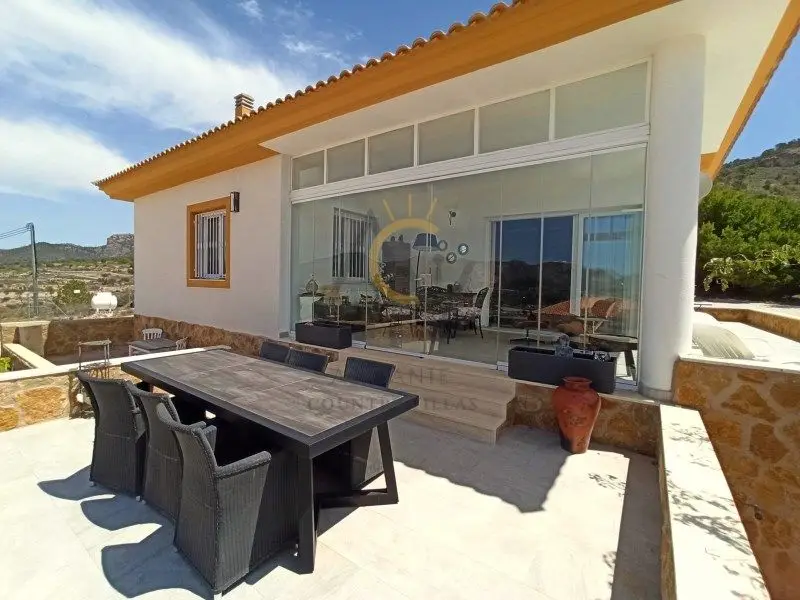 Venta Chalet 3 Habitaciones La Romana