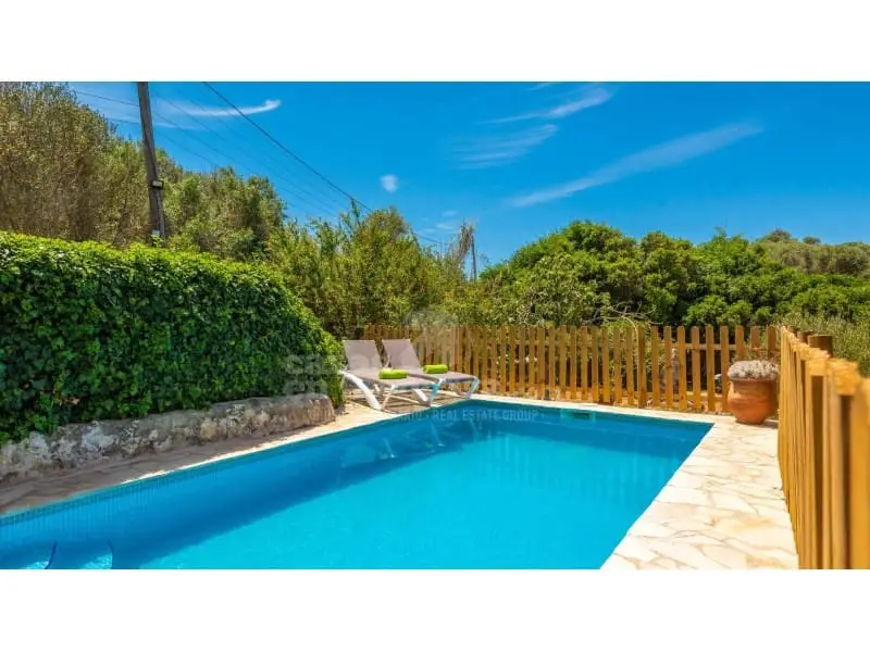 Finca Rústica con Encanto en Menorca - Licencia Turística