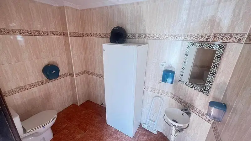 Casa 3 Plantas Local Comercial Torrevieja Centro