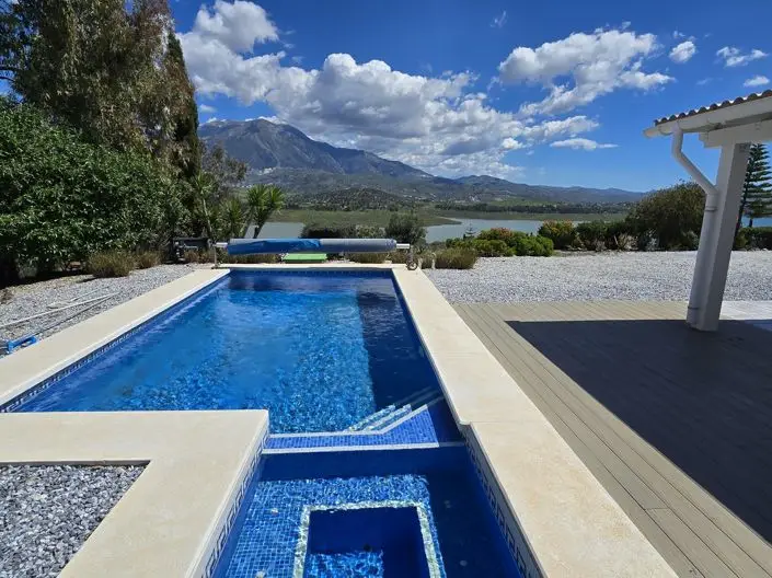 Villa 3 Dormitorios Vistas Lago Venta