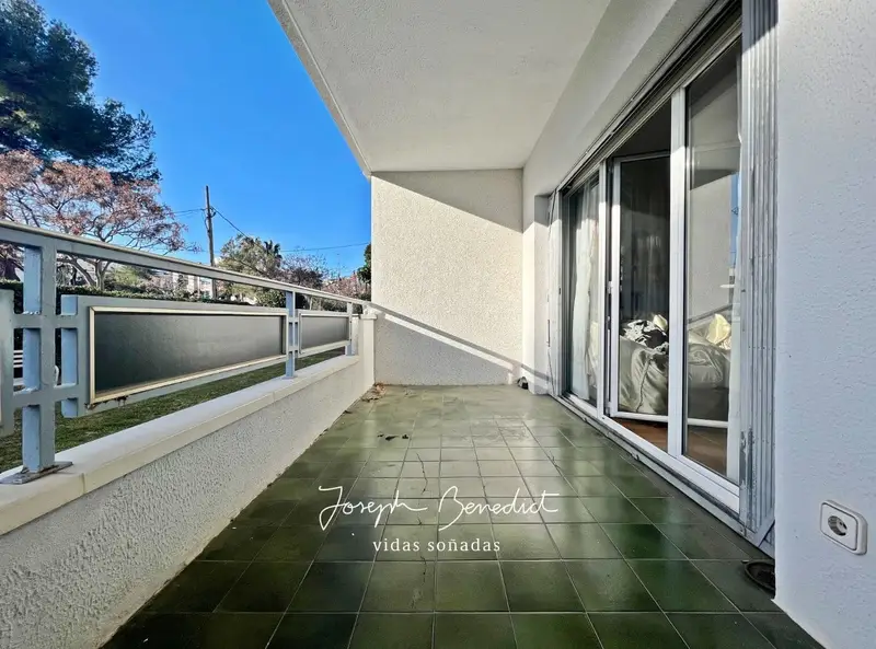 Apartamento en Castelldefels 113m² 4 dormitorios Terraza Parking Trastero