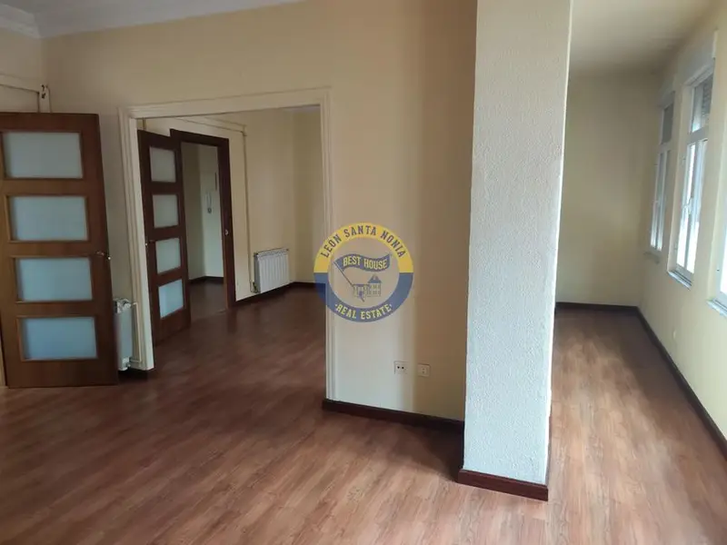 venta Piso en Distrito 11, León (003.278707)- Globaliza