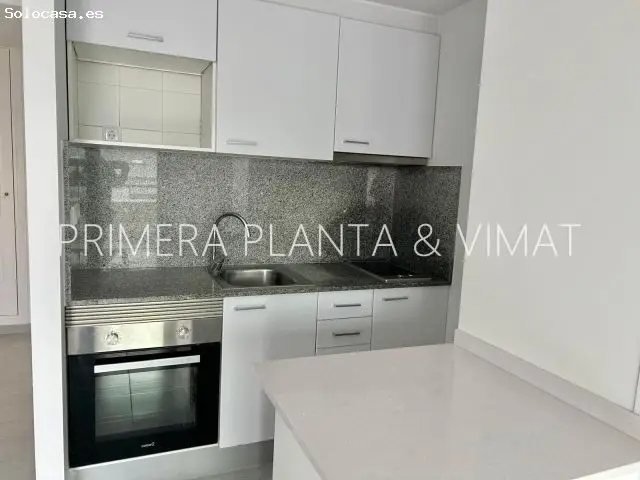 Atico Duplex Reformado en Eixample con Terraza