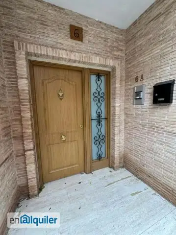 Casa en Alaquás con Garaje y Trastero Reformada