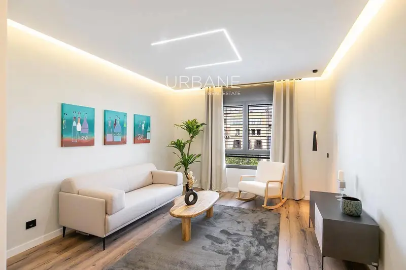 Piso en venta Eixample Izquierdo Barcelona 117m2 Recien Renovado