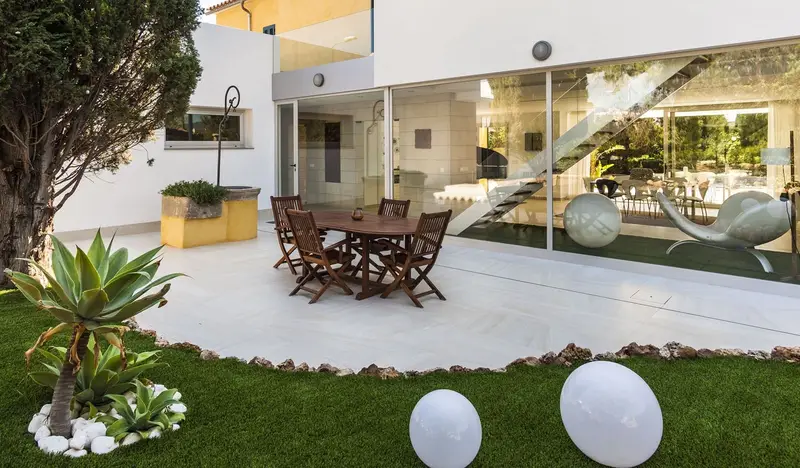Chalet de Lujo Reformado en Mallorca con Piscina y Posibilidad de Ampliacion