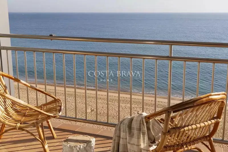 Apartamento en Platja d Aro con vistas al mar y licencia turistica
