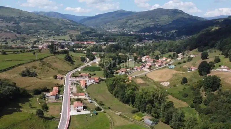 Venta Suelo 8 Viviendas Adosadas Arenas de Iguña