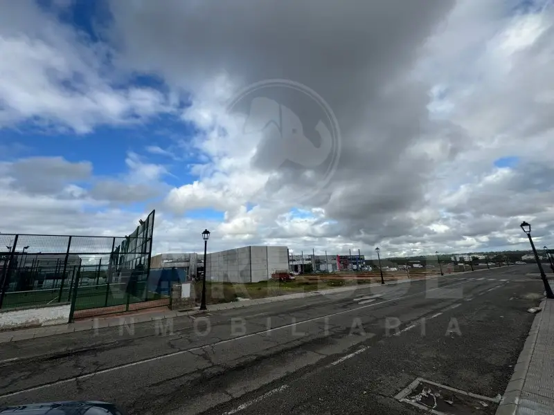 Venta Suelo Industrial Espartinas 321m2 Ref U3769