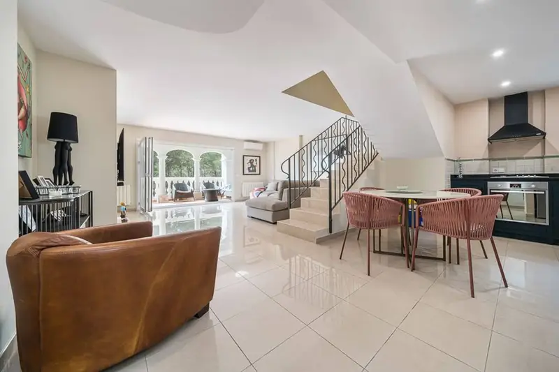 Atico en Venta en Mallorca 3 Dormitorios 3 Banos Piscina Garaje