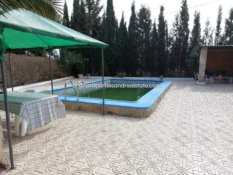 6 Cuarto Villa en Sax Alicante Gran Parcela Ideal Familias