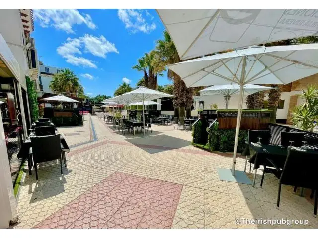Restaurante Portobello en Villamartin Plaza Traspaso Alquiler