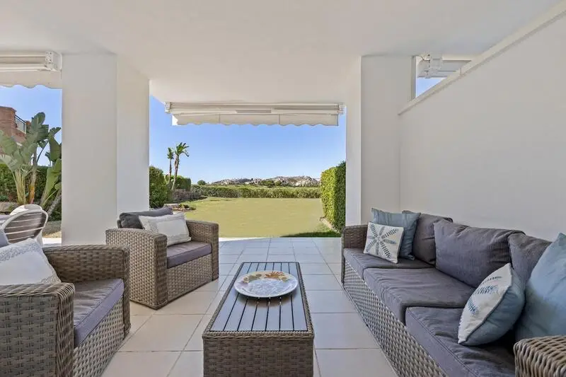 Apartamento 3 Dormitorios Los Robles de los Arqueros Benahavis