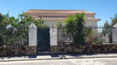 Chalet en venta en Calle de Nora