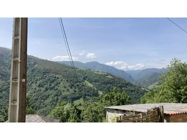 Casa de Aldea en Venta en Villar de Bergame Asturias